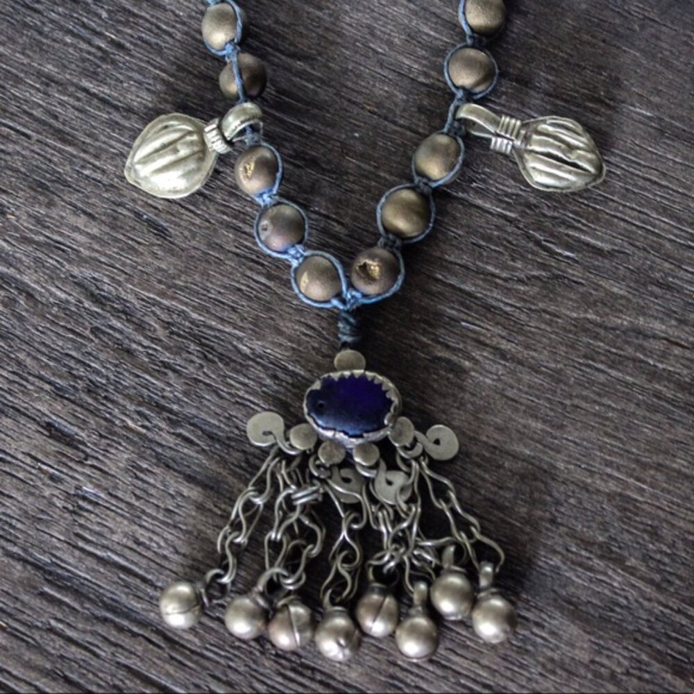 Artisan Crafted Beaded Necklace - Picture 2 of 8